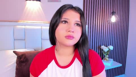 Snapshot of avymilton chatting on April 10, 2026, 11:37 am Avy online show from April 10, 2026, 11:37 am