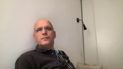 Snapshot of awakendreamcple chatting on August 2, 2026, 10:19 pm awakendreamcple online show from August 2, 2026, 10:19 pm