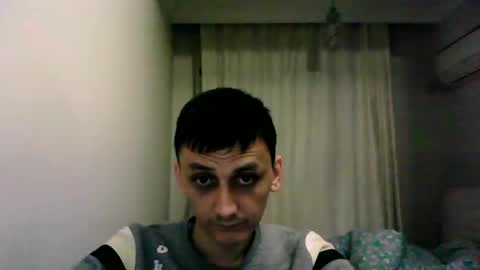 Snapshot of awesenheit chatting on December 17, 2024, 8:21 pm awesenheit online show from December 17, 2024, 8:21 pm