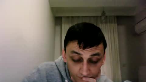 Snapshot of awesenheit chatting on December 29, 2024, 2:00 pm awesenheit online show from December 29, 2024, 2:00 pm