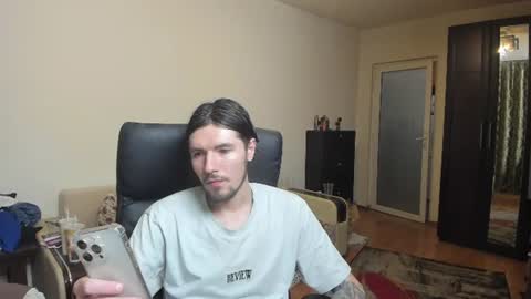 Snapshot of awesome_justin chatting on July 9, 2026, 7:18 pm Justin online show from July 9, 2026, 7:18 pm