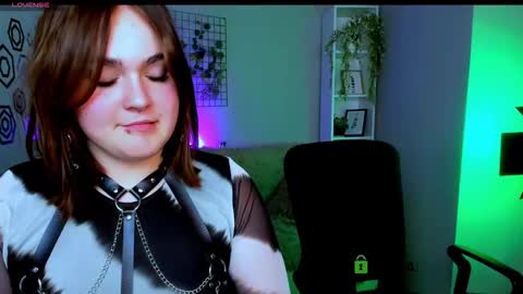 monica online show from October 12, 2025, 9:36 pm