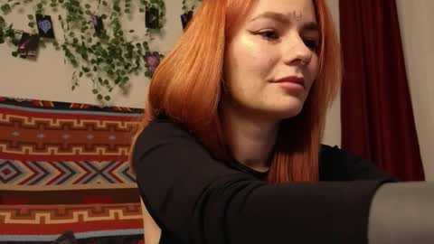 Tris online show from December 3, 2025, 1:46 am