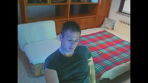 Snapshot of awwwsocutehappynew chatting on January 14, 2025, 2:43 pm HappyNewSky here online show from January 14, 2025, 2:43 pm
