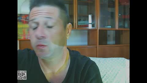 Snapshot of awwwsocutehappynew chatting on February 6, 2025, 12:37 pm HappyNewSky here online show from February 6, 2025, 12:37 pm