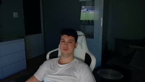 Artur online show from March 8, 2025, 6:37 pm