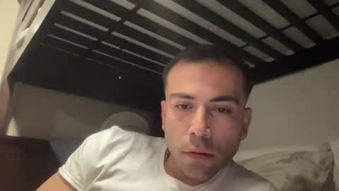 Snapshot of axel101101 chatting on April 4, 2026, 6:22 am Axel Palacios online show from April 4, 2026, 6:22 am