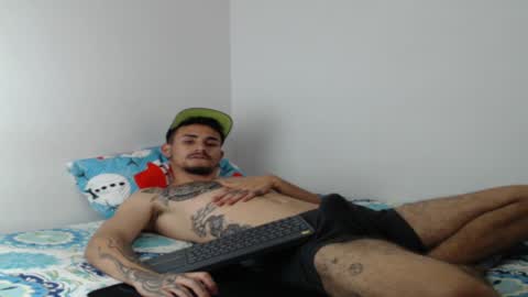 Axel online show from December 20, 2024, 6:24 pm