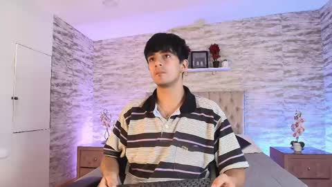 Snapshot of axel_draven chatting on May 25, 2026, 12:11 pm axel_draven online show from May 25, 2026, 12:11 pm