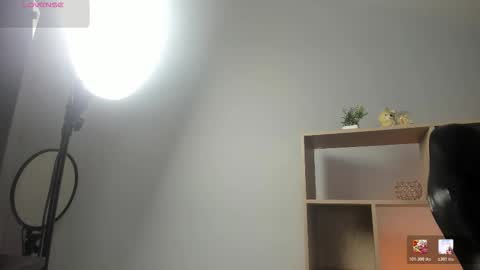 axel_grey_ online show from March 12, 2026, 12:11 pm