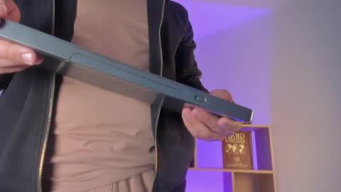 Snapshot of axel_grey_ chatting on May 30, 2026, 12:13 pm axel_grey_ online show from May 30, 2026, 12:13 pm
