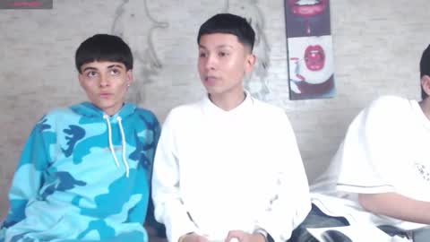 Snapshot of axel_milo_and_kairo chatting on December 3, 2025, 3:25 am axel_milo_and_kairo online show from December 3, 2025, 3:25 am