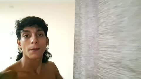 Snapshot of axel_rosse2 chatting on July 14, 2026, 7:24 am axel_rosse2 online show from July 14, 2026, 7:24 am