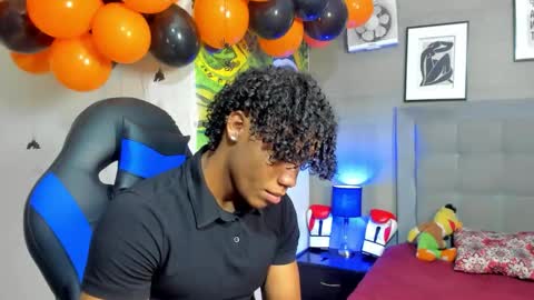 AXEL SILVA online show from November 1, 2025, 12:29 pm