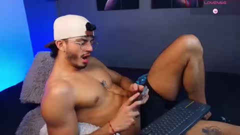 axel stein NEW ACCOUNT online show from September 17, 2025, 11:17 pm