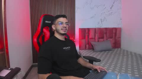 Snapshot of axel_stein2 chatting on December 28, 2024, 4:30 am Axel online show from December 28, 2024, 4:30 am