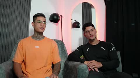 Agustin online show from February 11, 2025, 10:39 pm