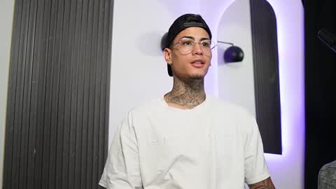 Agustin online show from March 2, 2025, 12:53 am