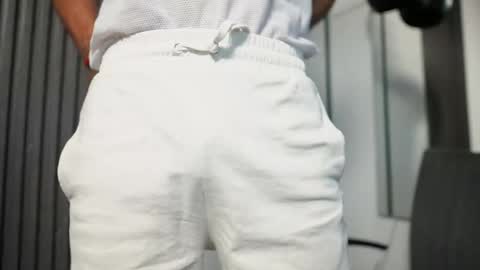 Agustin online show from September 26, 2025, 8:02 pm