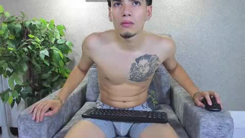 Snapshot of axel_wiliams chatting on November 14, 2025, 3:49 am axel online show from November 14, 2025, 3:49 am