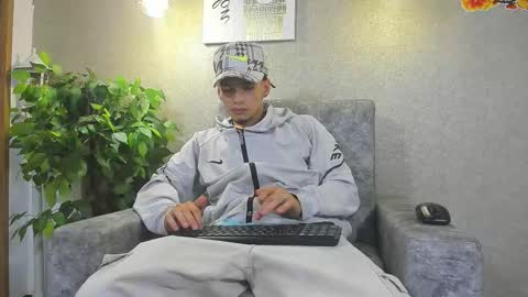 Snapshot of axel_wiliams chatting on November 18, 2025, 3:56 am axel online show from November 18, 2025, 3:56 am