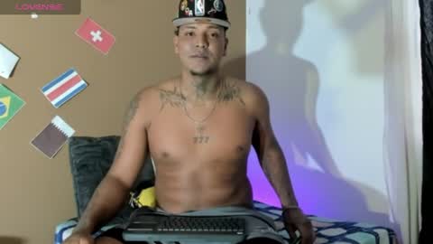 Snapshot of axell_king07 chatting on July 1, 2026, 11:12 am Axell online show from July 1, 2026, 11:12 am