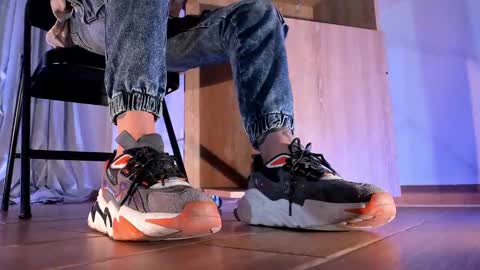 im your little femboy  ALEX   online show from February 10, 2025, 9:04 pm