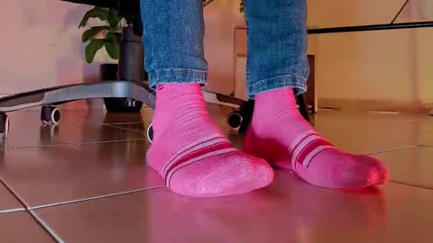 im your little femboy  ALEX   online show from September 18, 2025, 5:31 am