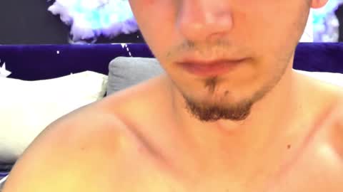 Snapshot of axelmaxximo chatting on October 24, 2025, 3:03 am Axxel online show from October 24, 2025, 3:03 am