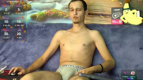 Snapshot of axelmaxximo chatting on October 29, 2025, 12:57 am Axxel online show from October 29, 2025, 12:57 am