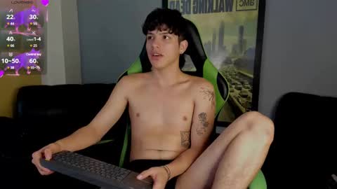 Axel Raven online show from December 3, 2024, 4:28 pm