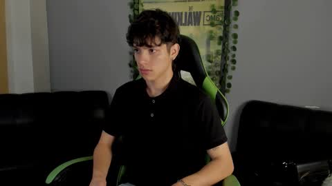 Axel Raven online show from December 5, 2024, 2:22 pm