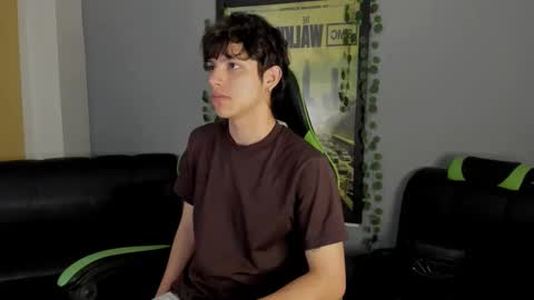 Axel Raven online show from December 26, 2024, 2:05 pm