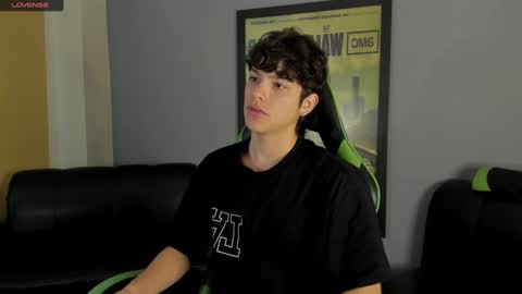 Axel Raven online show from January 2, 2025, 2:02 pm