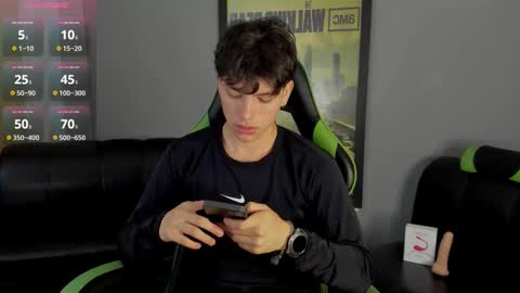 Axel Raven online show from January 20, 2025, 4:23 pm