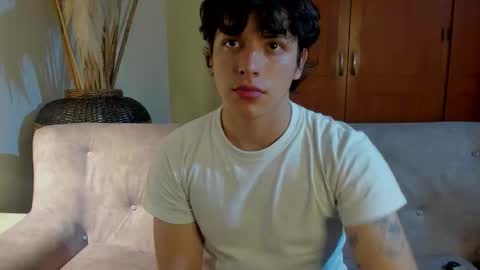 Axel Raven online show from September 18, 2025, 5:48 pm