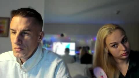 Axl online show from December 18, 2025, 10:38 pm