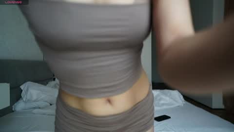 Snapshot of aya__hitakayama chatting on April 27, 2026, 2:20 am Aya online show from April 27, 2026, 2:20 am