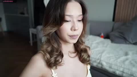 Snapshot of aya__hitakayama chatting on May 16, 2026, 1:10 pm Aya online show from May 16, 2026, 1:10 pm