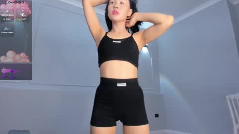 Snapshot of aya_me chatting on December 19, 2024, 12:02 am Aya online show from December 19, 2024, 12:02 am