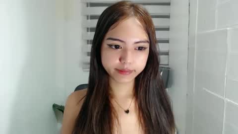 Snapshot of ayalvrs18 chatting on December 30, 2024, 12:22 am ayalvrs18 online show from December 30, 2024, 12:22 am