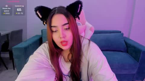 Ayame online show from December 1, 2025, 3:50 pm