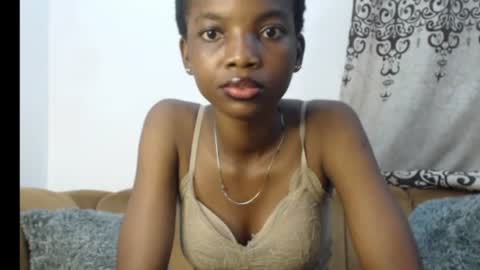 Snapshot of ayantundemaria chatting on August 6, 2026, 10:44 pm Sexy nelly online show from August 6, 2026, 10:44 pm