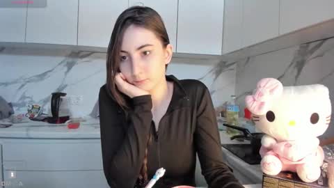 Ayesha online show from February 6, 2026, 11:02 am