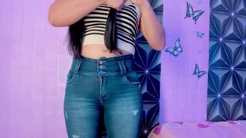 Mariana online show from October 29, 2025, 7:04 pm