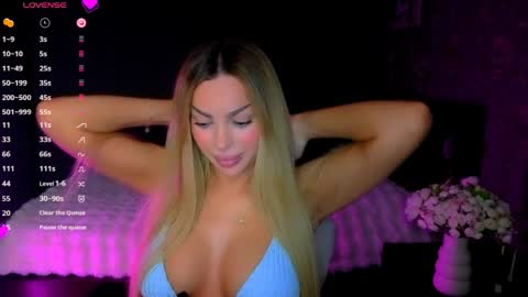  Ayla Demir  online show from April 8, 2026, 9:15 pm