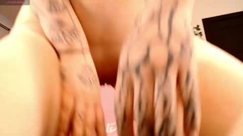 Ayla hill online show from September 27, 2025, 4:50 am