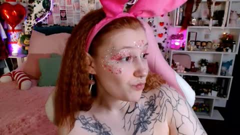 Ayla hill online show from March 23, 2026, 4:05 am