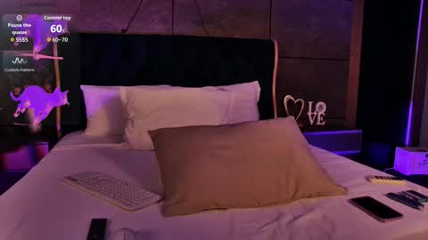 Snapshot of aylapearl_ chatting on September 9, 2025, 7:02 pm Ayla online show from September 9, 2025, 7:02 pm