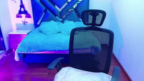 Aylin online show from December 13, 2024, 1:37 am